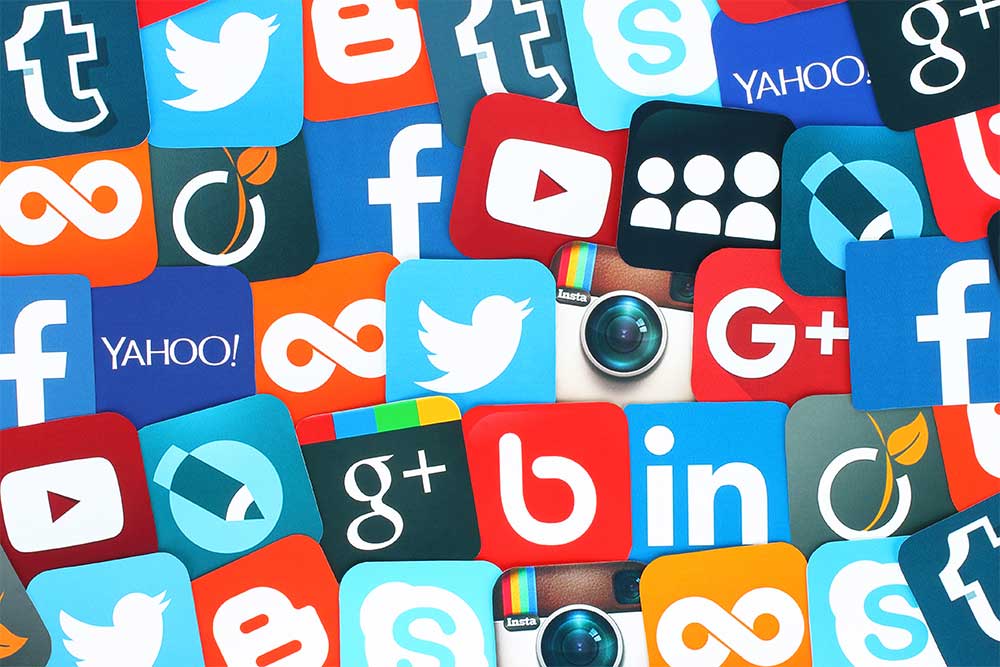 Social-Media-photo-xs Social Media